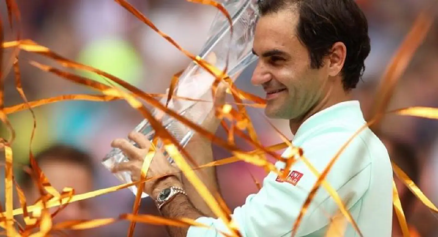 Federer sweeps past Isner in Miami final for 101st title Federer sweeps past Isner in Miami final for 101st title