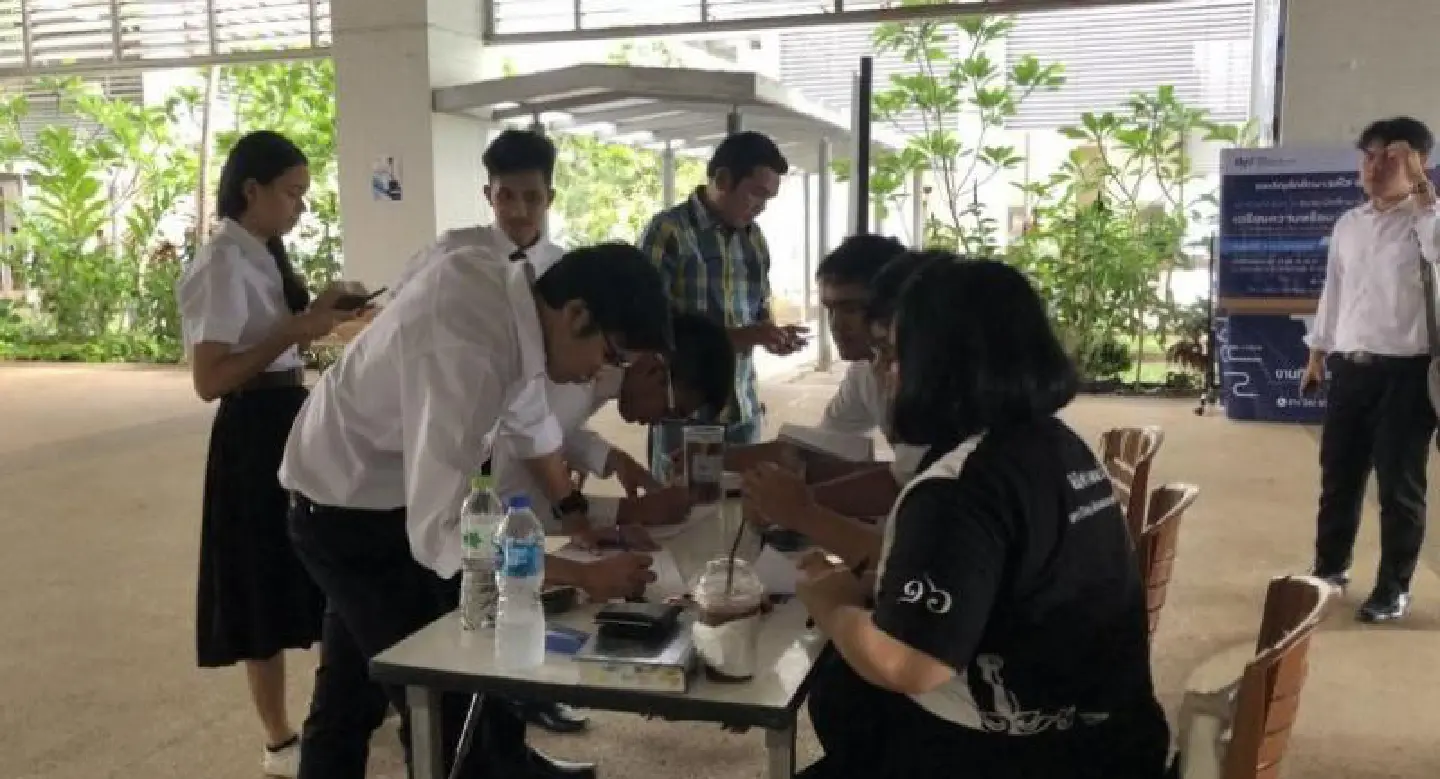 Under-fire EC gets moral support from civil-society group
