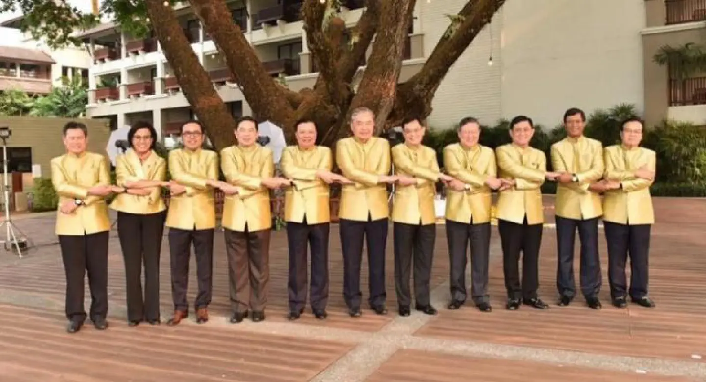 Asean launches $1-billion initiative for green projects Asean launches $1-billion initiative for green projects