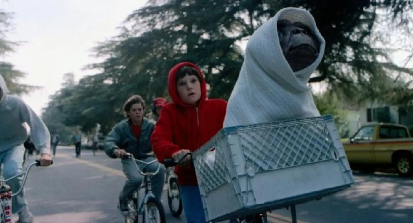 ET comes to Bangkok ET comes to Bangkok