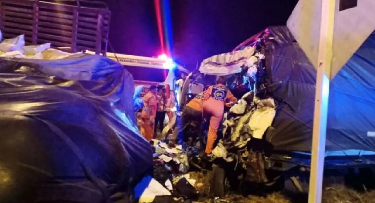 Two killed, eight injured in four-vehicle pileup in Korat