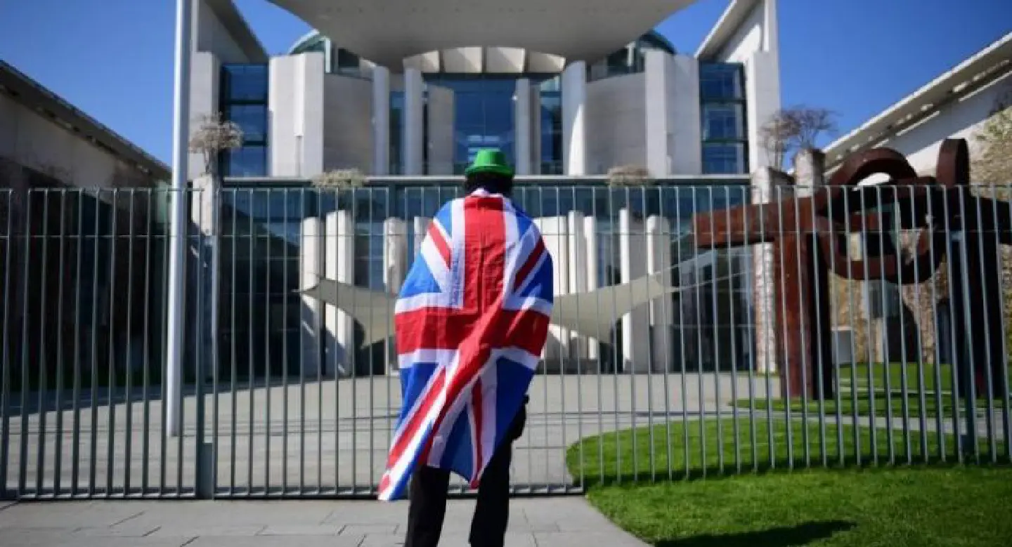 Latest : EU gives Britain six-month delay to Brexit date