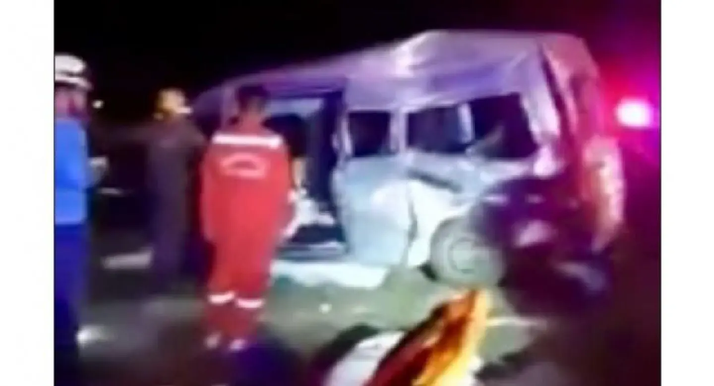 Six from Bangkok die in train-van crash in Lop Buri Six from Bangkok die in train-van crash in Lop Buri