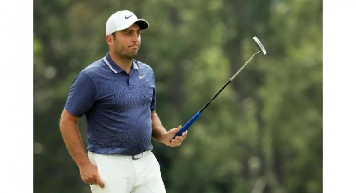 Five share Masters halfway lead lead with Woods one back Five share Masters halfway lead lead with Woods one back