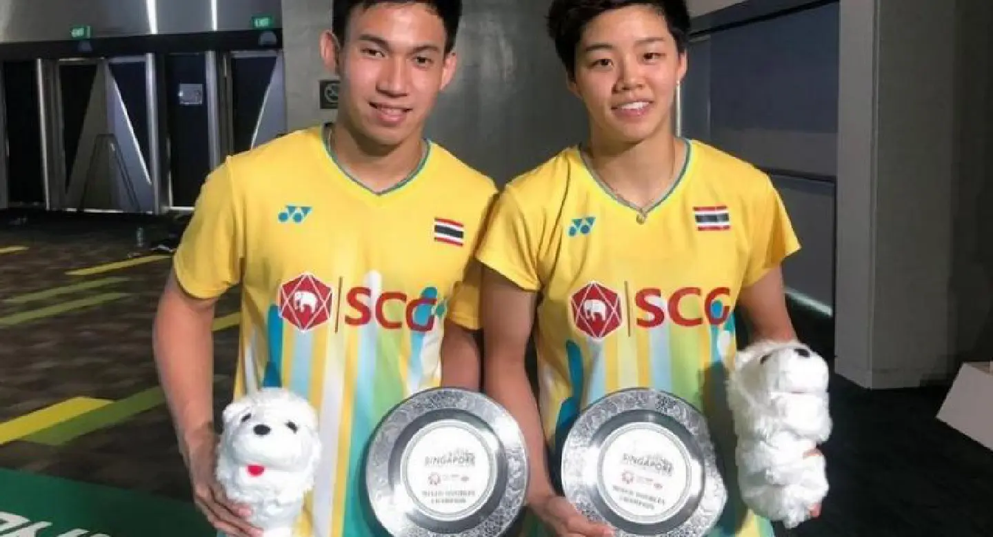 Giant-killing Thai shuttlers clinch first title Giant-killing Thai shuttlers clinch first title