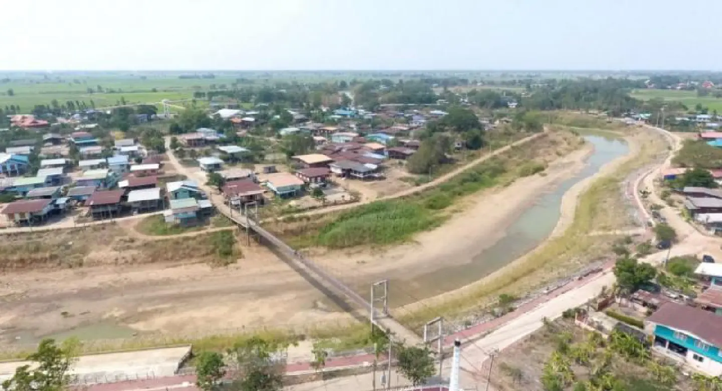 Long stretch of Yom River dries up in Phichit Long stretch of Yom River dries up in Phichit