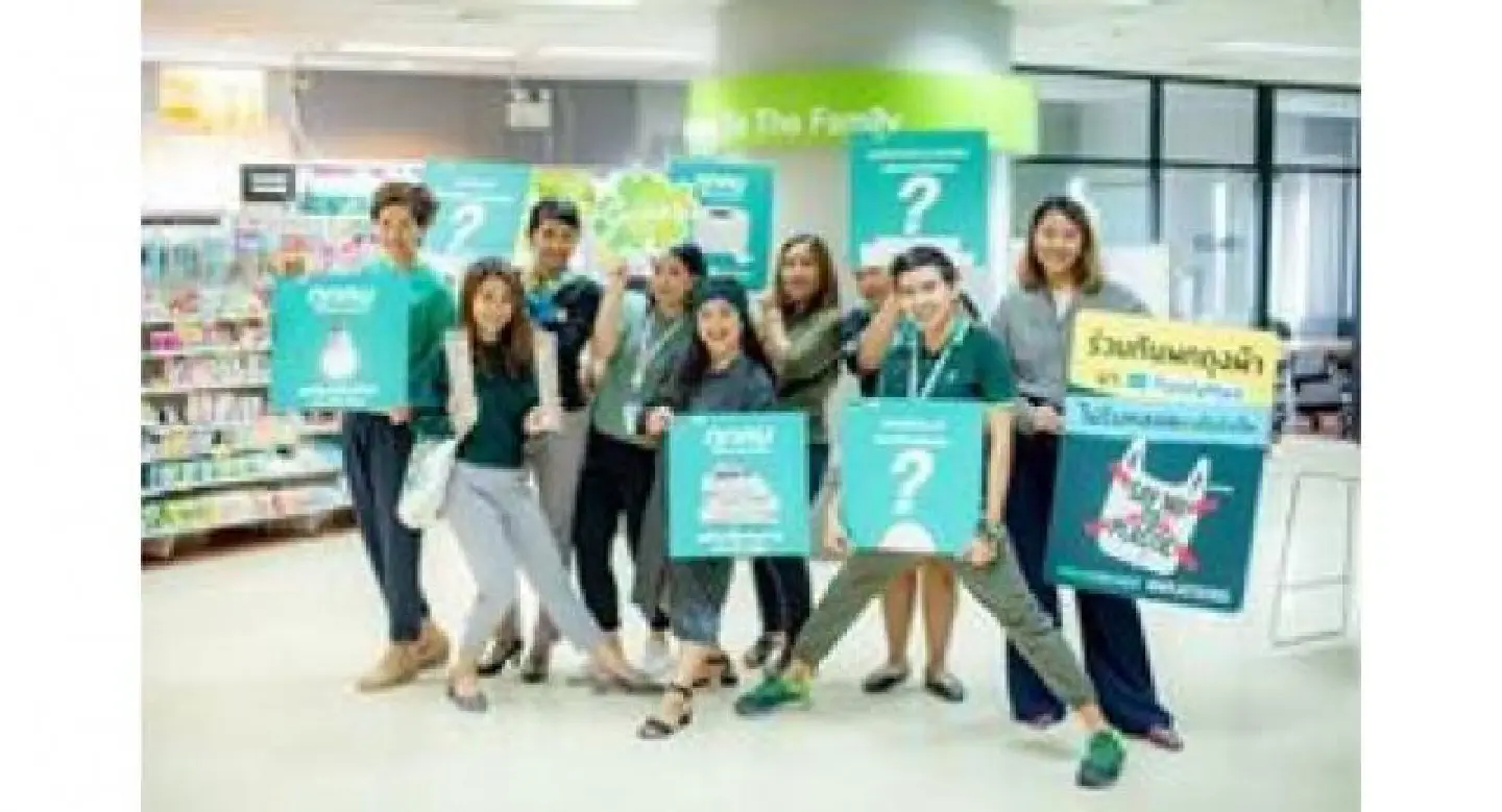 FamilyMart launches no plastic drive