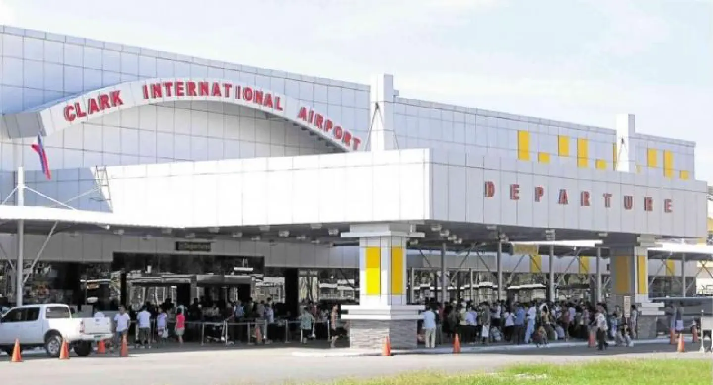 Clark International Airport shut down after quake Clark International Airport shut down after quake