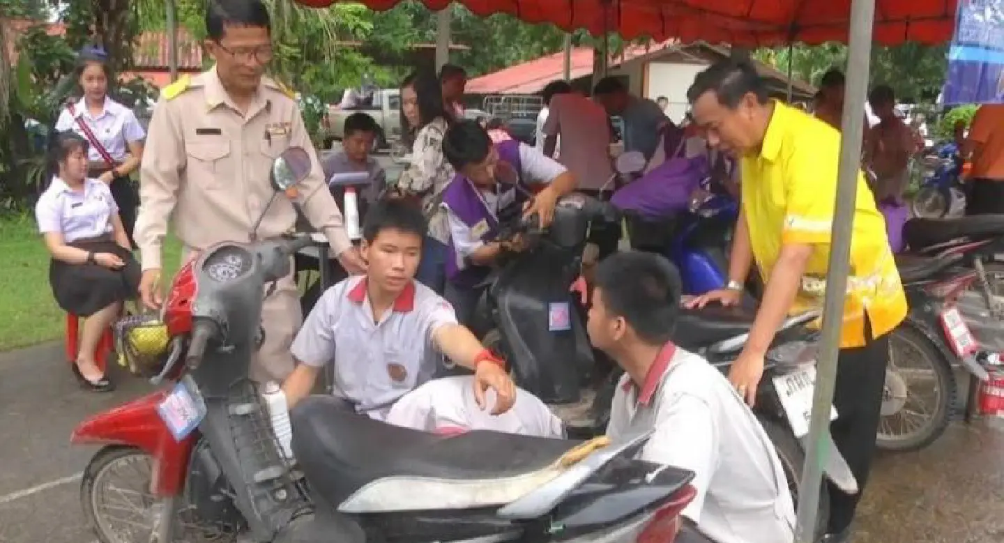Education Ministry spends Bt10m to study labour market Education Ministry spends Bt10m to study labour market