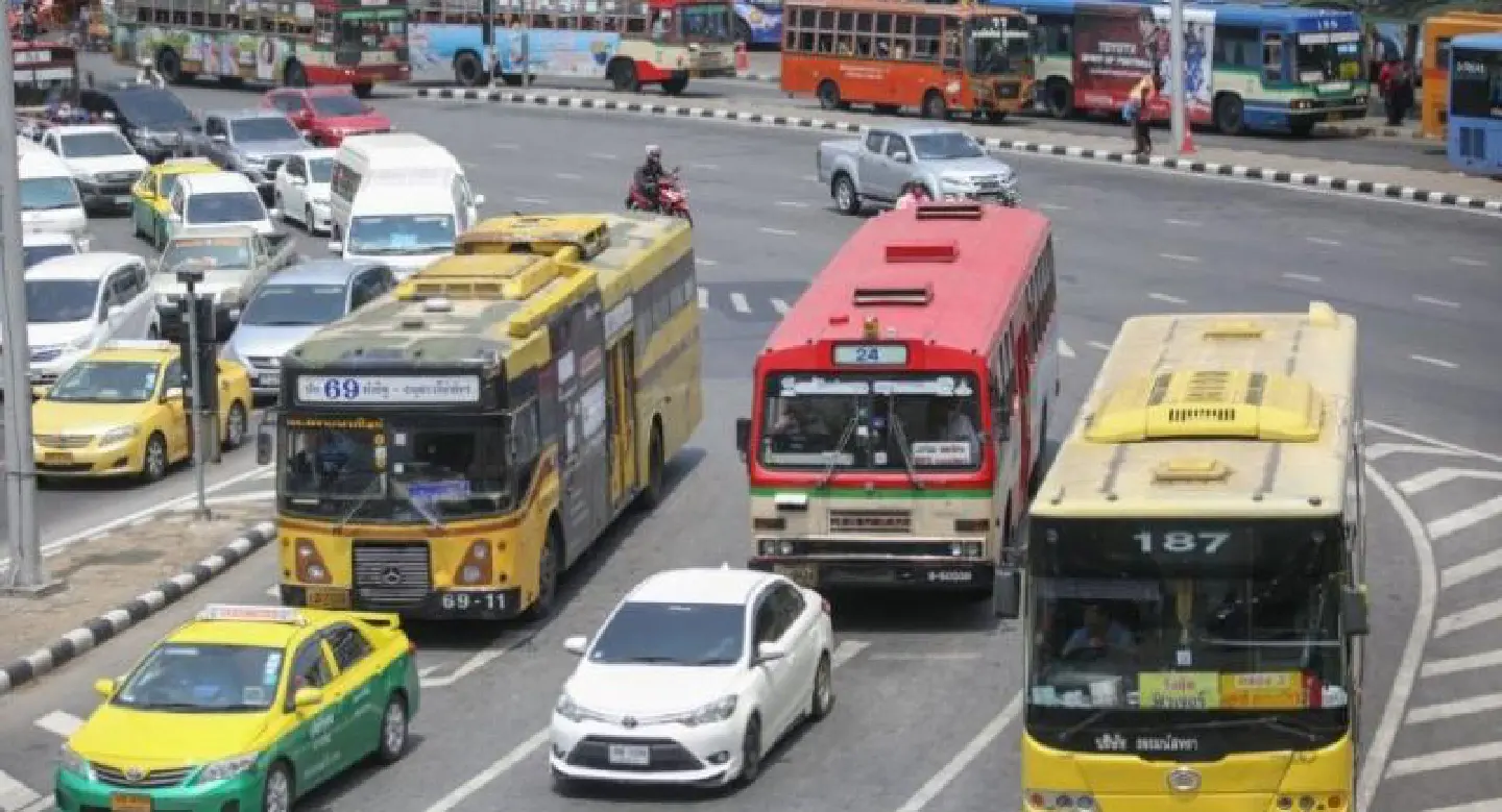 Group loses bid to postpone bus fare hike Group loses bid to postpone bus fare hike
