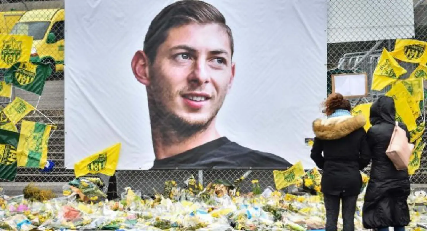 Image believed to be of tragic Sala's body appears online