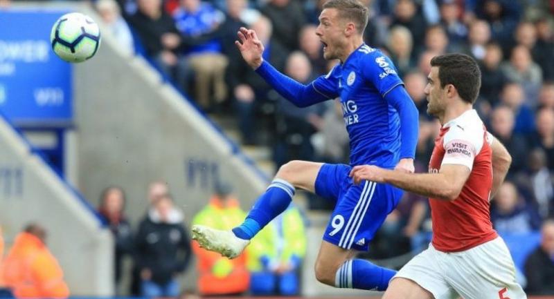 Vardy double deals fresh blow to Arsenal's Champions League hopes