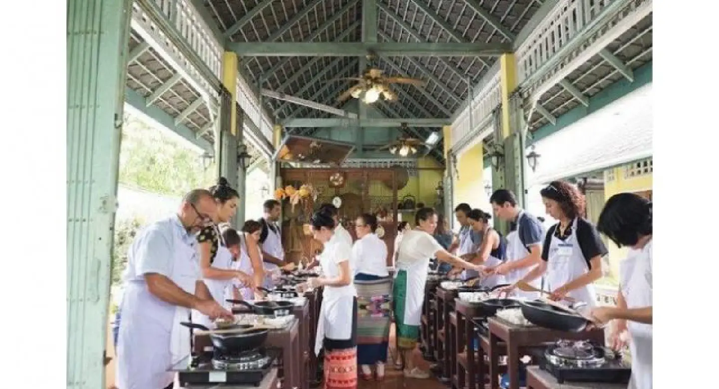 Learn and have fun on a Thai “school holiday” Learn and have fun on a Thai “school holiday”
