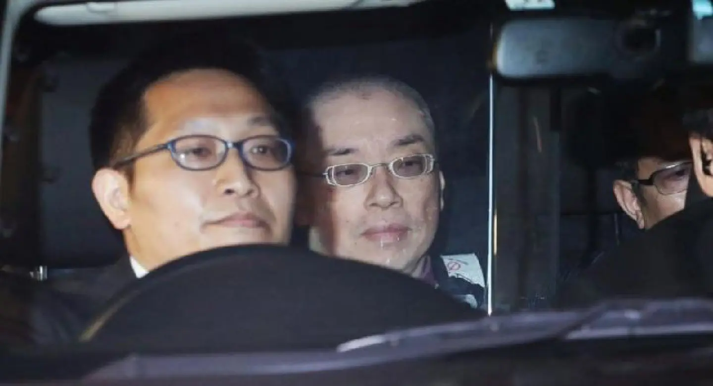 Urgent : Man arrested over knives at Japan prince's school desk: media Urgent : Man arrested over knives at Japan prince's school desk: media