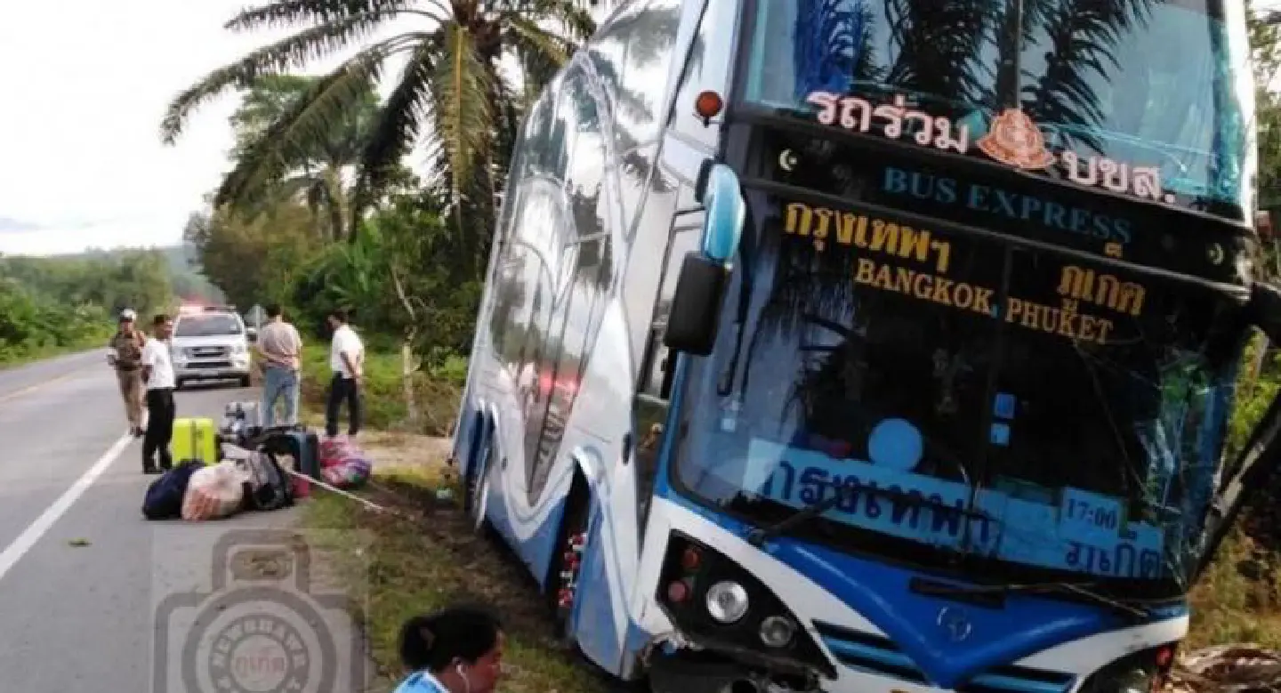 All 49 on board escape injury in Surat Thani as Bangkok-Phuket bus careers off main road All 49 on board escape injury in Surat Thani as Bangkok-Phuket bus careers off main road