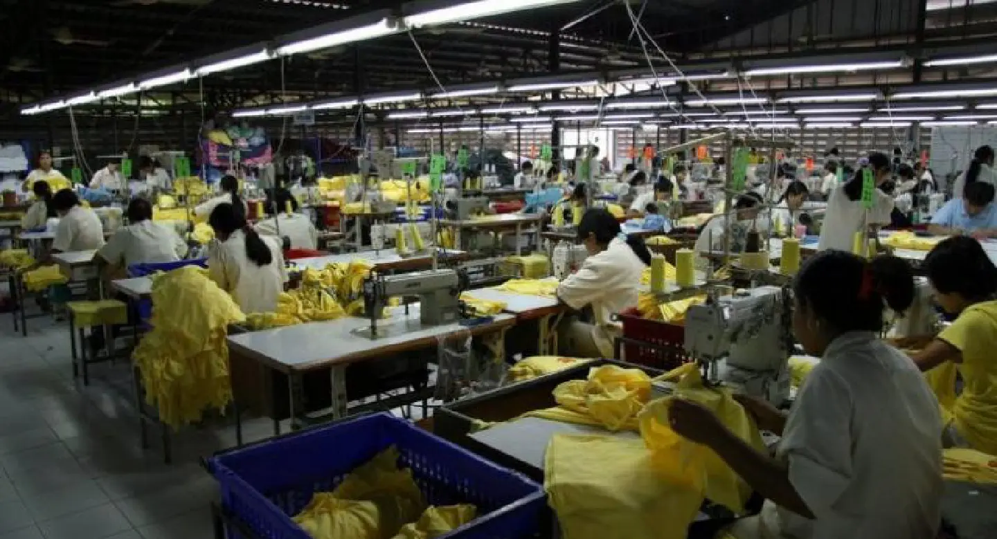 Workers seek Bt400 minimum wage and price controls across country: poll