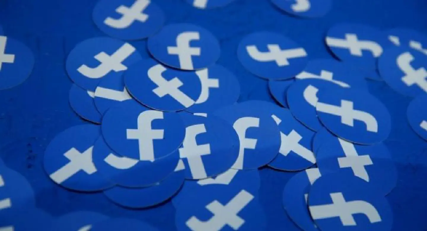 In revamp, Facebook bets on small-scale connections, romance