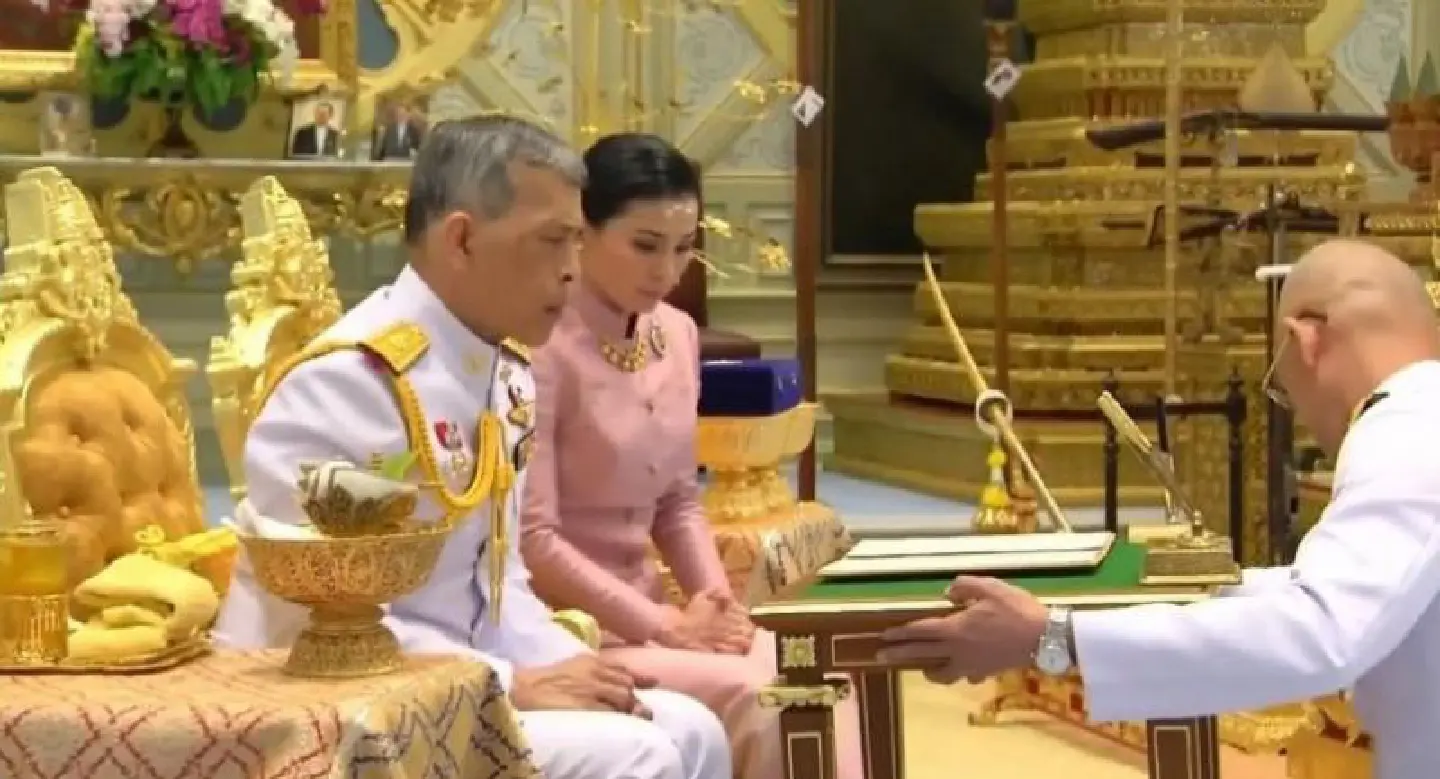 HM the King names Suthida as Queen HM the King names Suthida as Queen