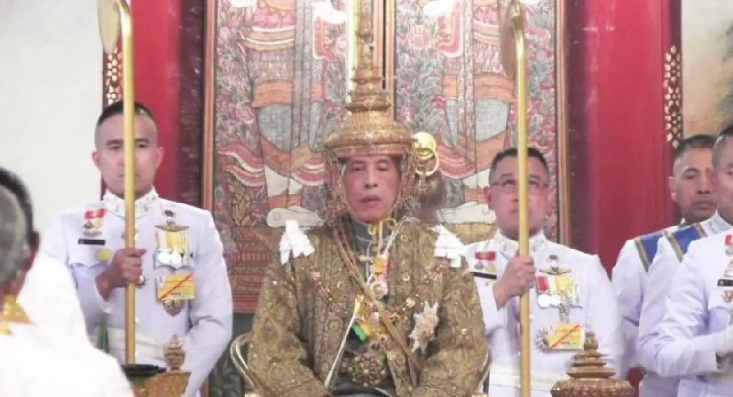HM the King wears Crown of Victory