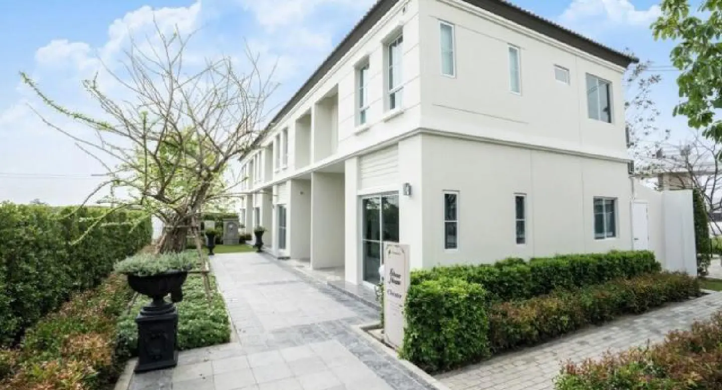 Property companies turn to low-rise homes as condo market cools Property companies turn to low-rise homes as condo market cools