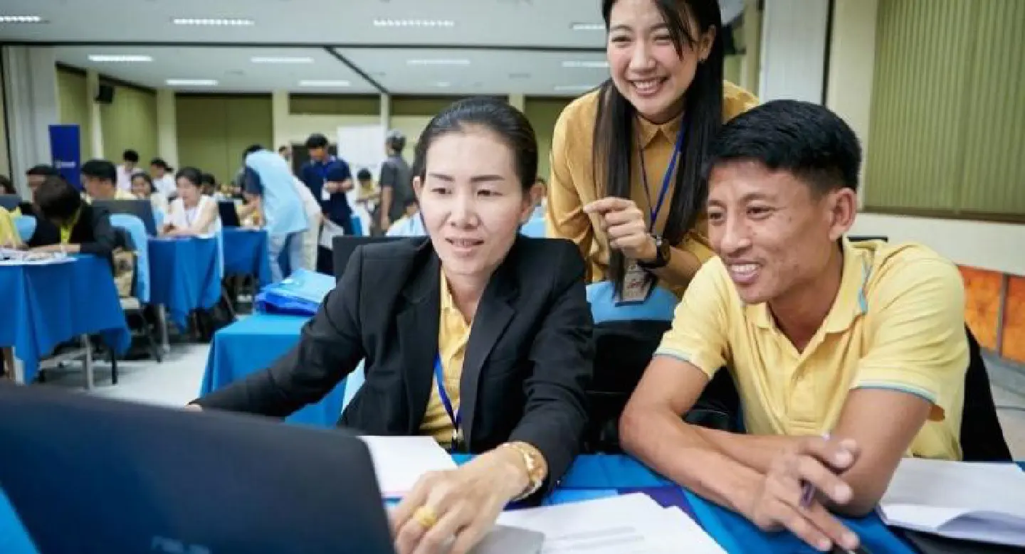 Teaching the teachers pays dividends Teaching the teachers pays dividends