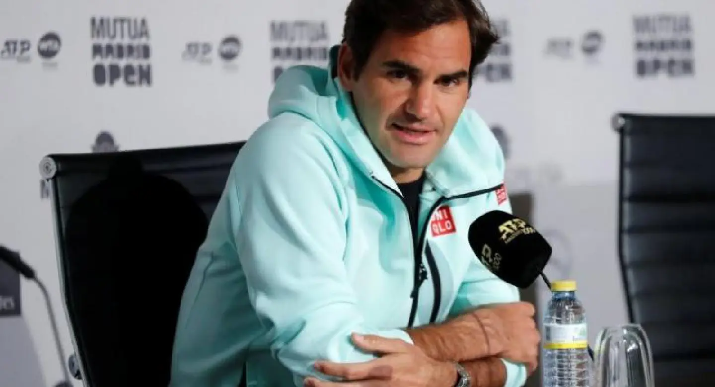 Federer having fun on Madrid dirt