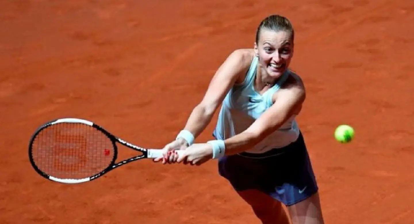 Reigning champion Kvitova brushes past Mladenovic Reigning champion Kvitova brushes past Mladenovic