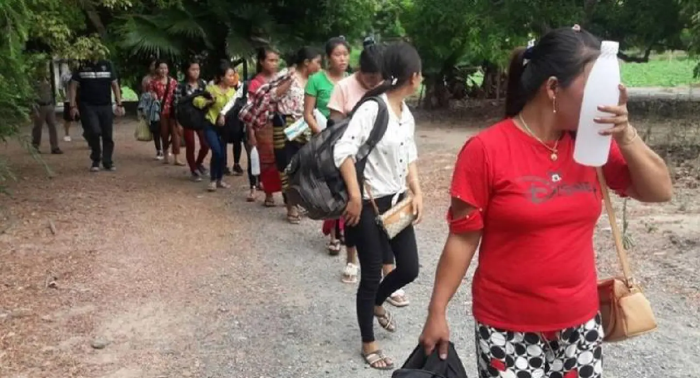 Hunt on for smugglers after 26 migrant workers released from Chiang Mai shed
