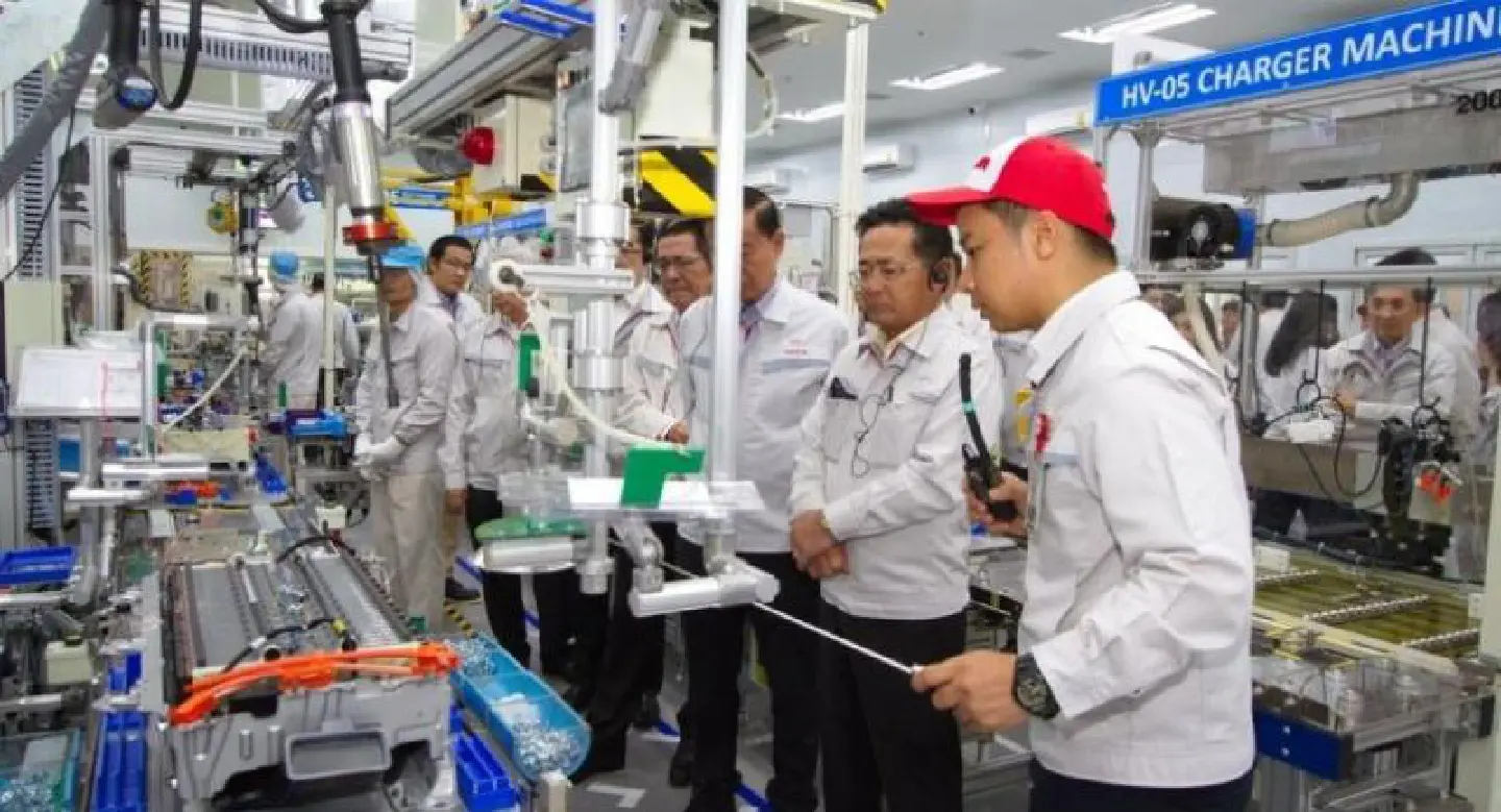 Toyota opens Chachoengsao hybrid battery plant
