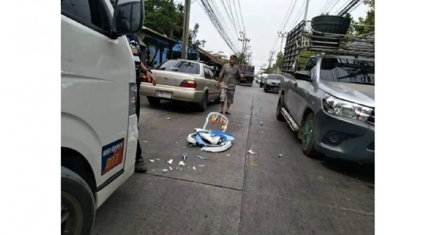 Eight-month-old boy in baby walker crushed by truck in Samut Prakan Eight-month-old boy in baby walker crushed by truck in Samut Prakan