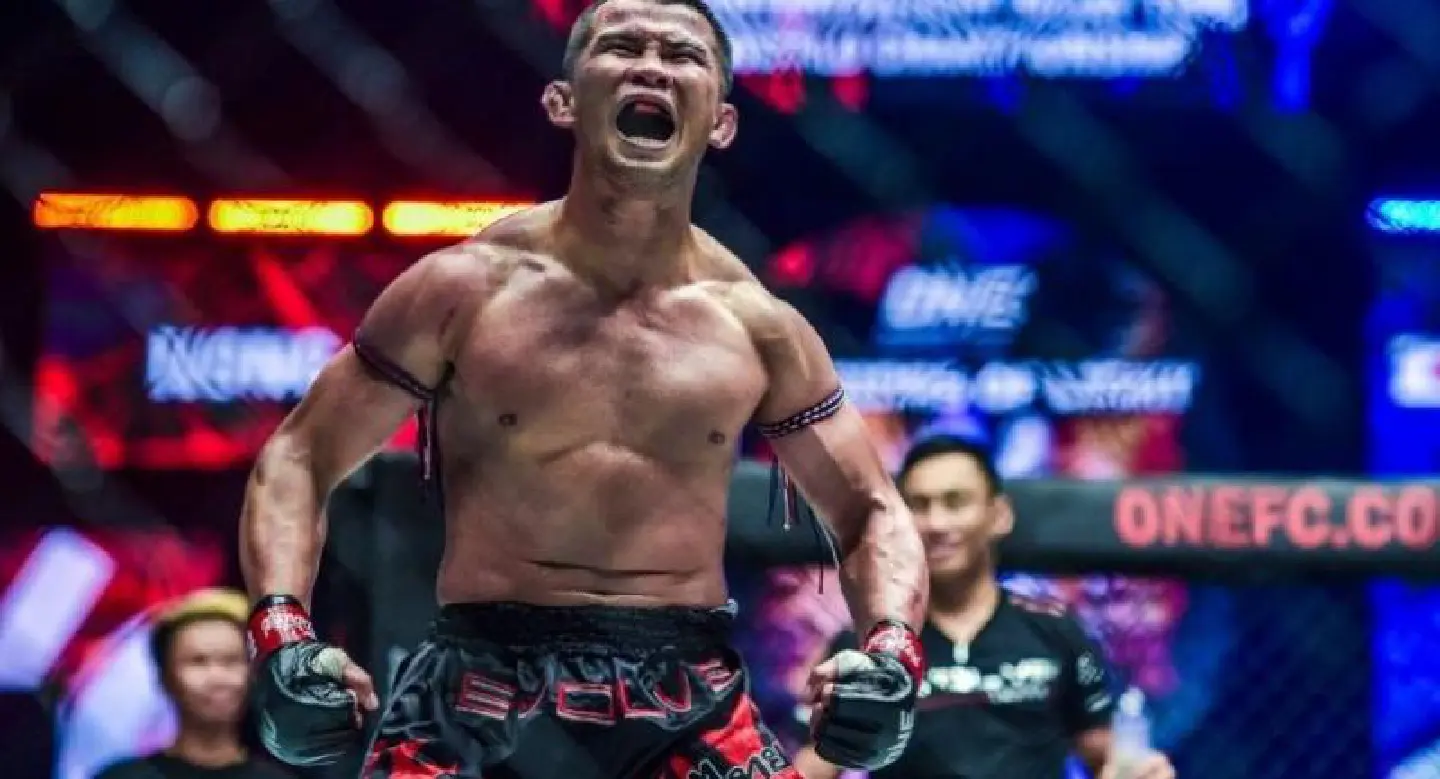 Nong-O remains invincible in One: Warriors of Light