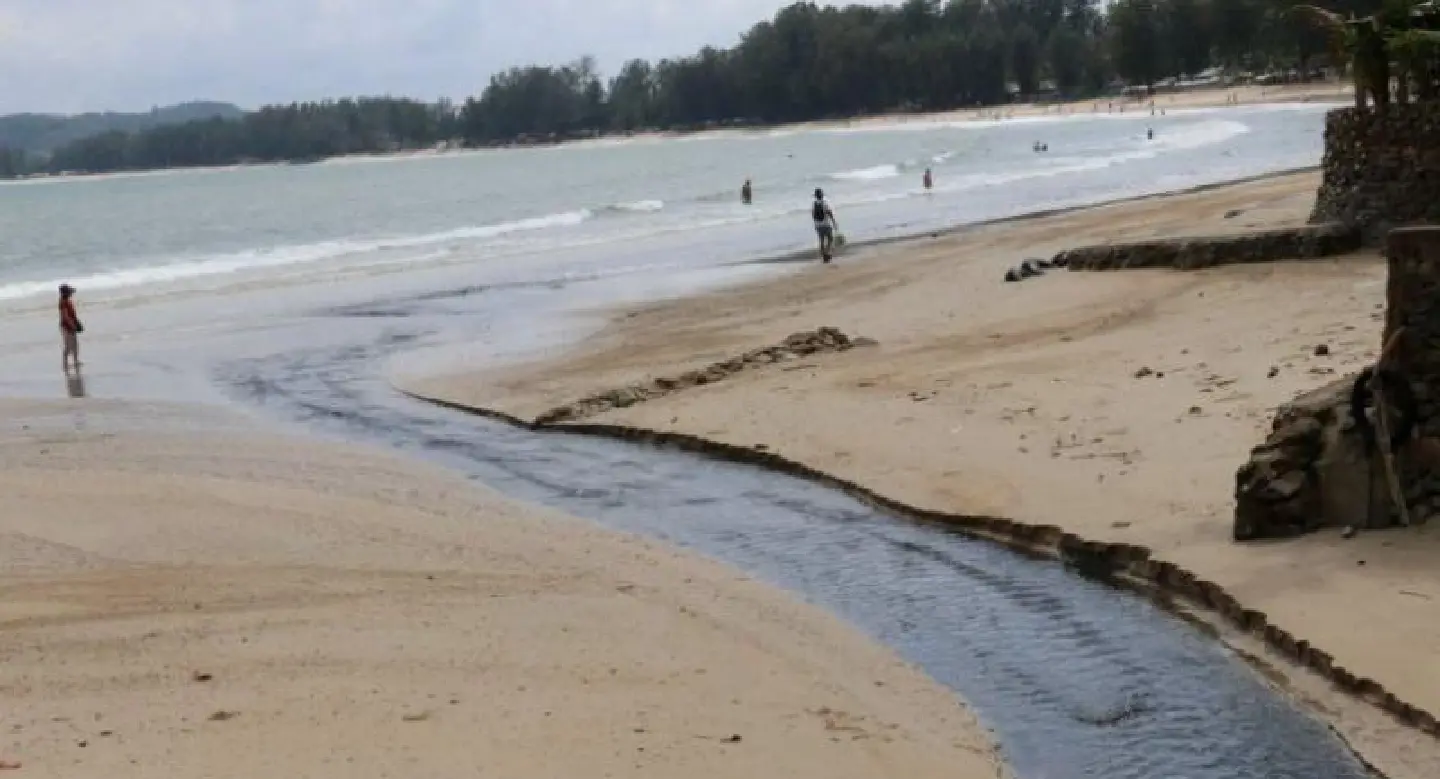 Dirty blackwater flows into Andaman Sea, again Dirty blackwater flows into Andaman Sea, again