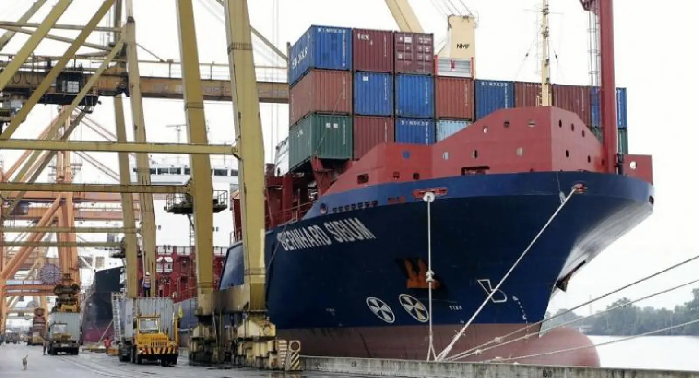 Grim outlook for exports as trade war escalates Grim outlook for exports as trade war escalates