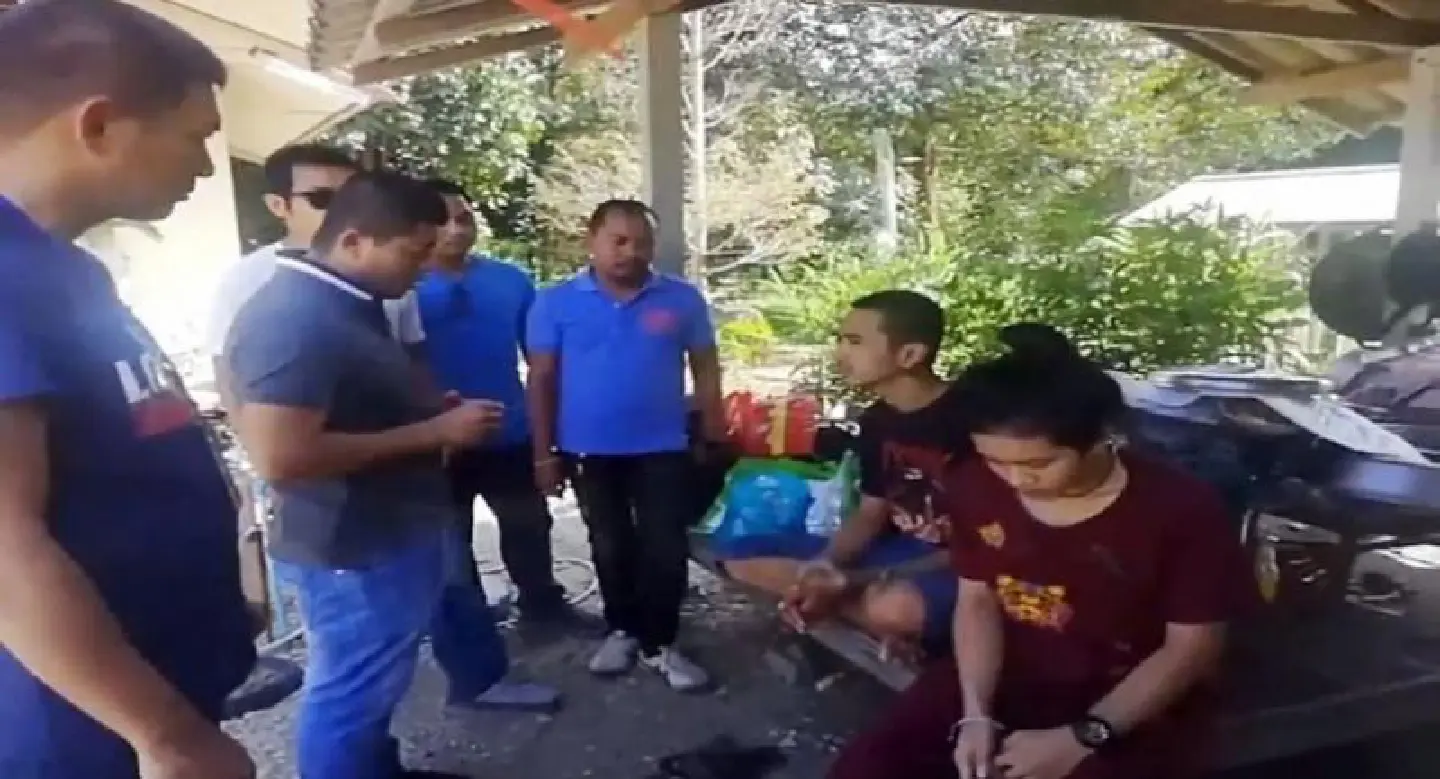 Four arrested in electronic cash theft probe Four arrested in electronic cash theft probe