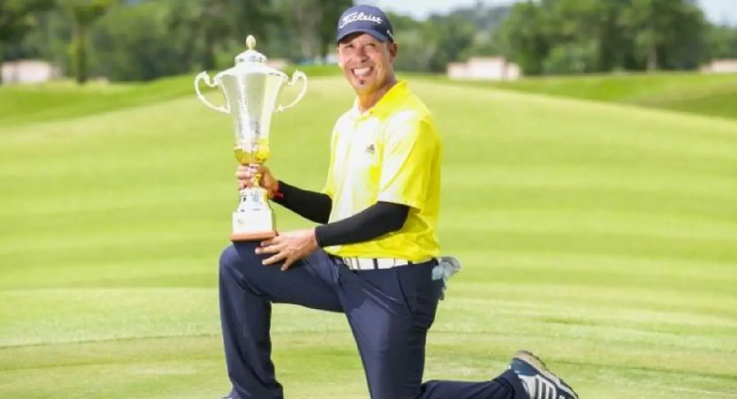 Ice-cold Carballo downs Chinnarat in Phuket shootout Ice-cold Carballo downs Chinnarat in Phuket shootout