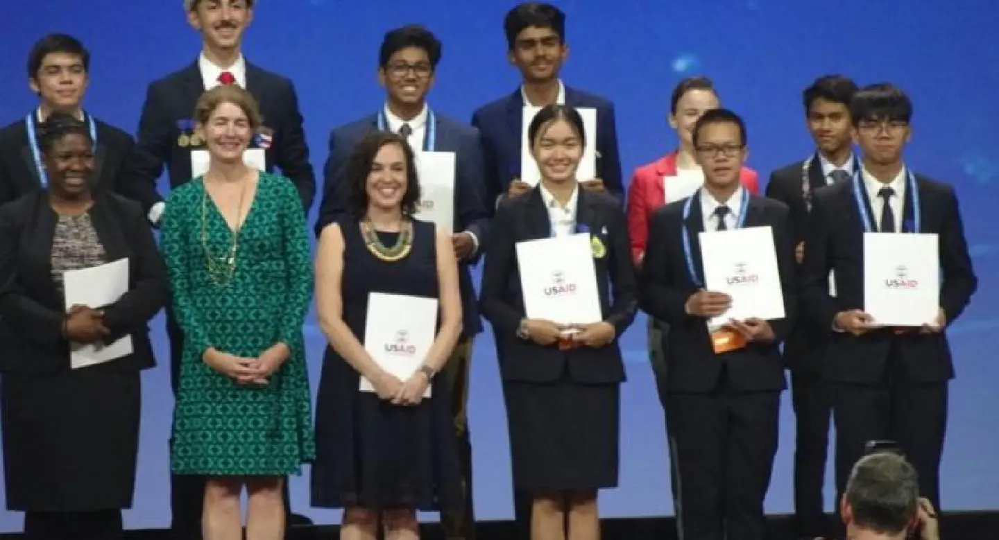 Nampeung’s team among eight Thai award-winners at international student science-project contest in U