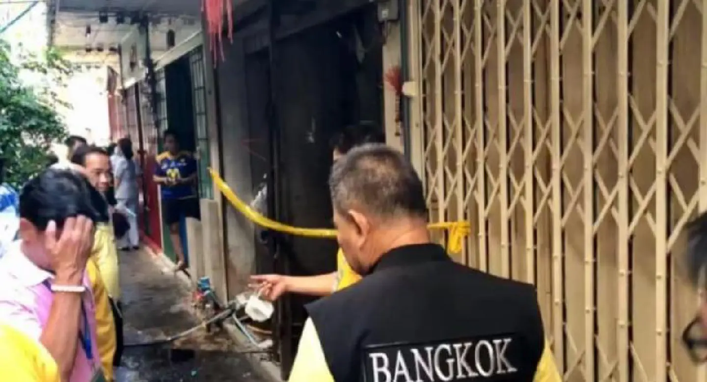 Manhunt launched after two killed in Bangkok shophouse fire