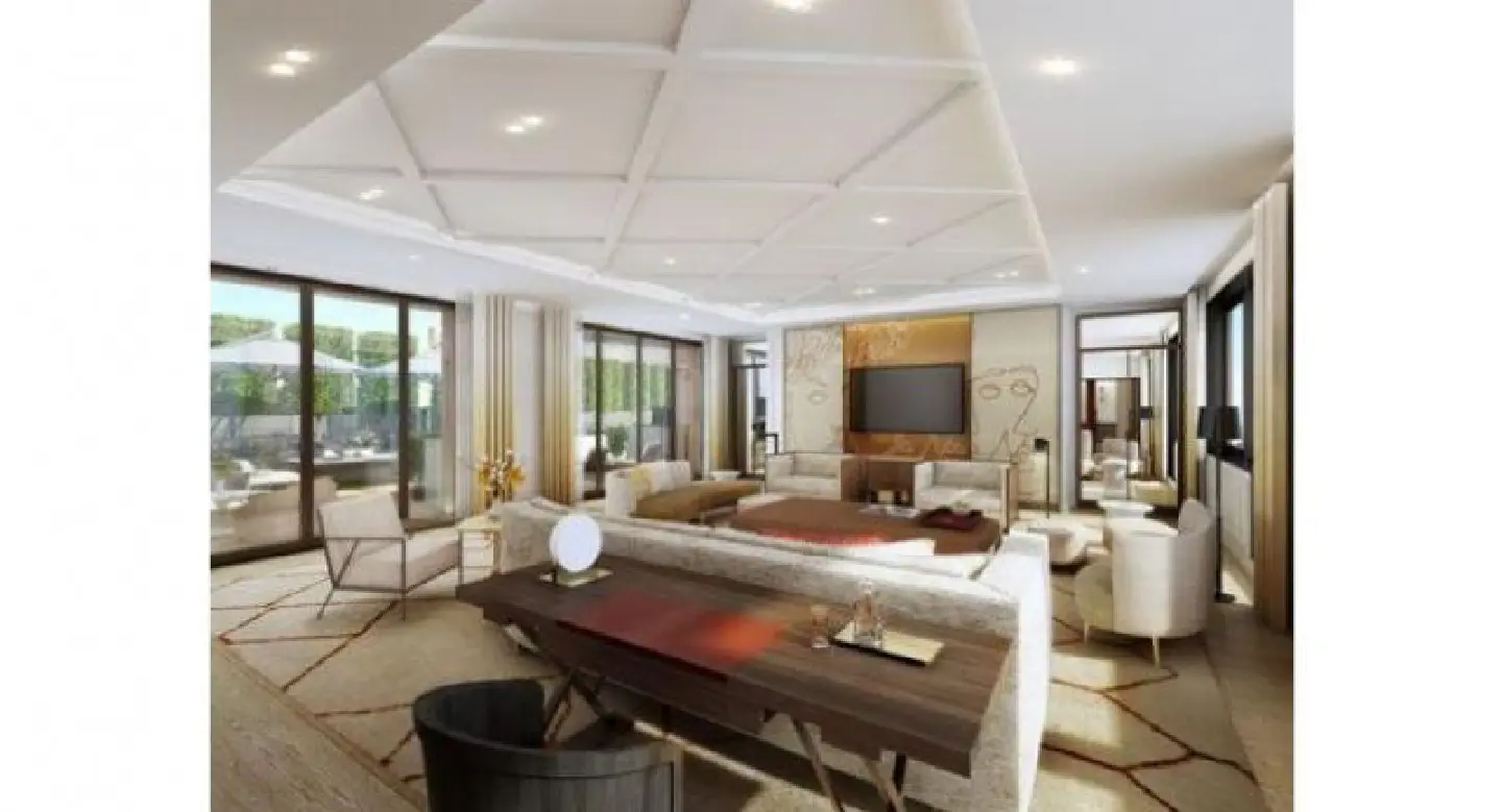 Ultimate luxury in the heart of Paris