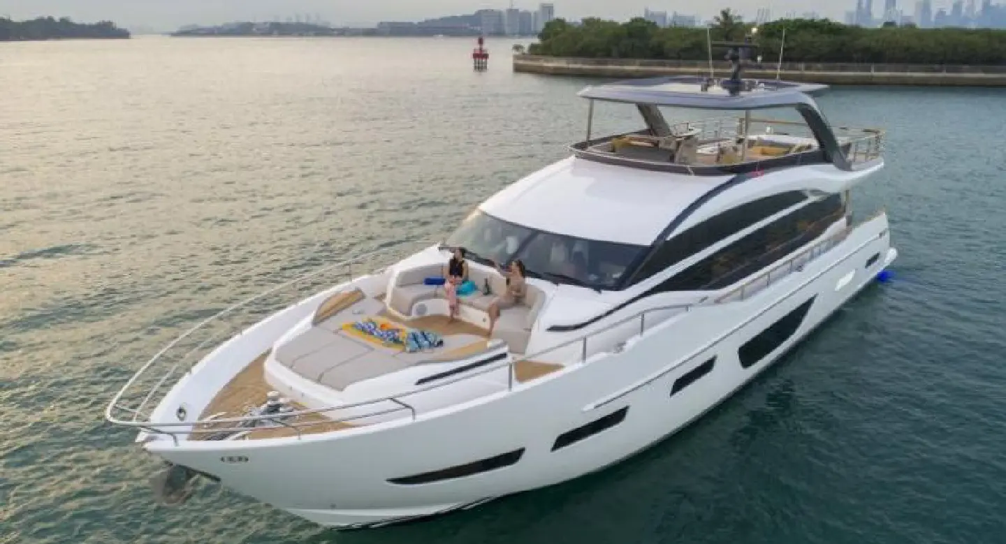 The yachting life for Thais The yachting life for Thais