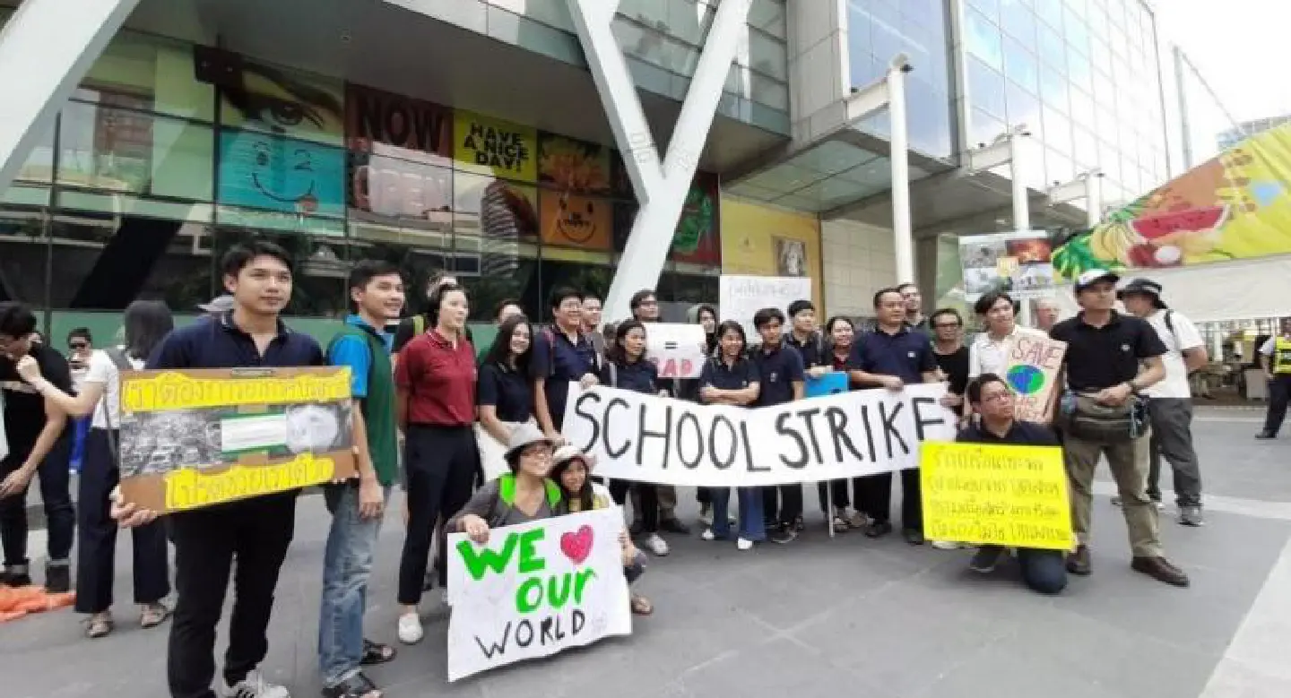 Thai environmentalists join worldwide climate 'strike'