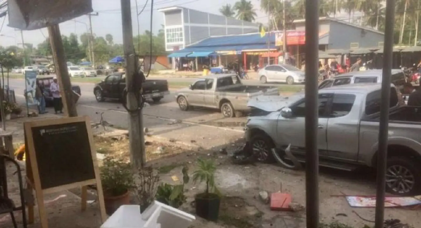 Urgent : Two dead, four injured as bomb explodes at market