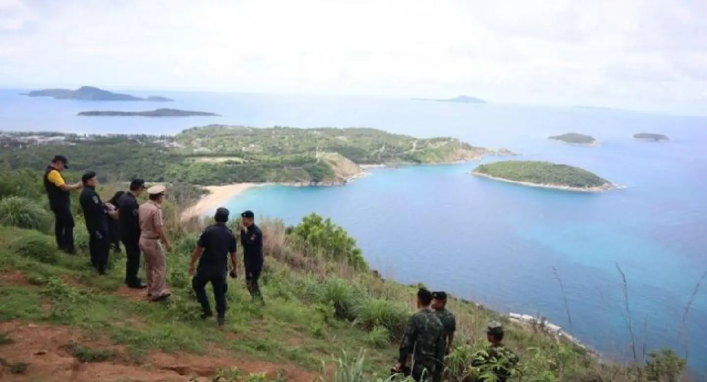 Structures on Nui and Freedom beaches in Phuket to be demolished