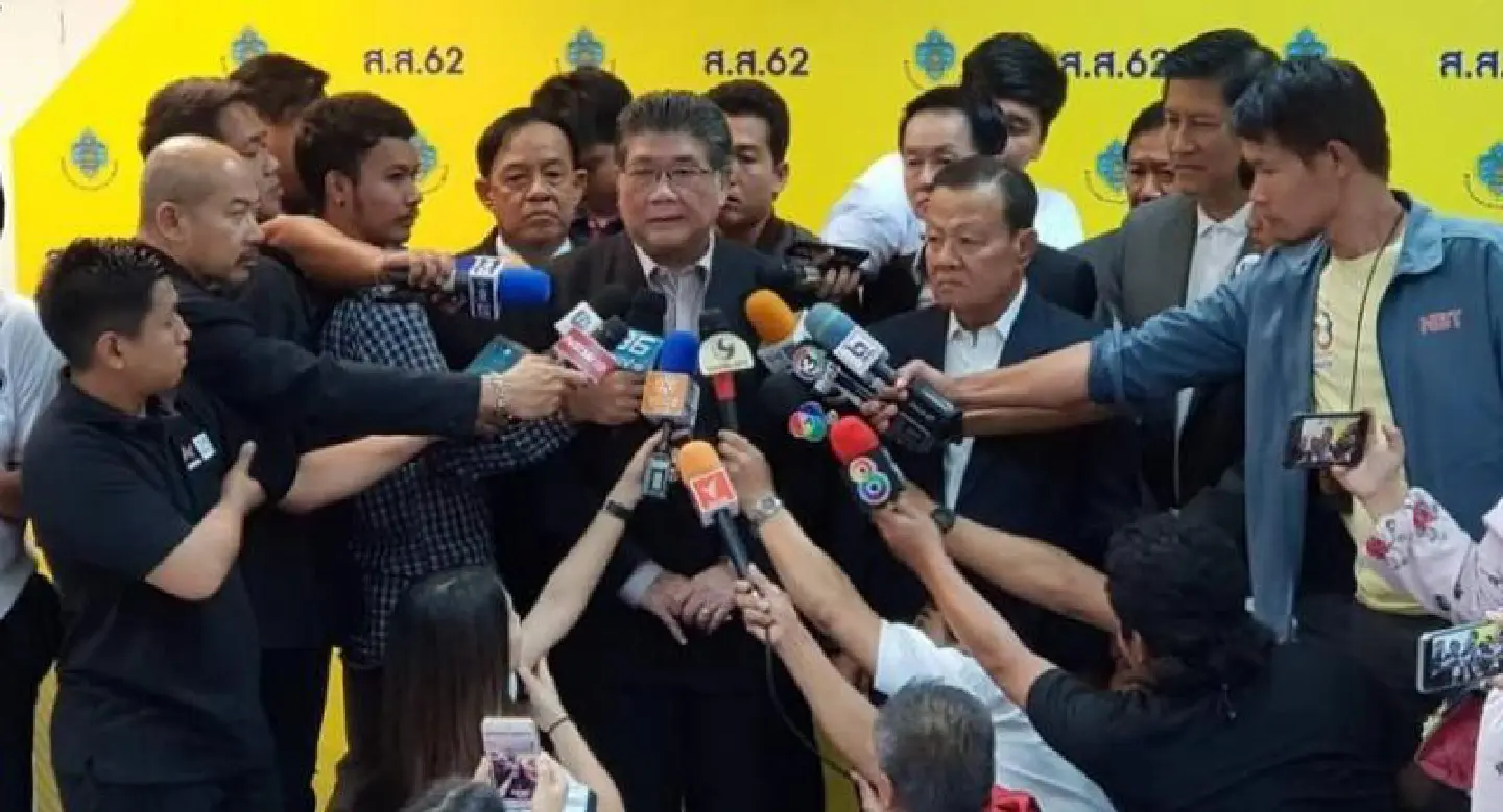 Pheu Thai makes impassioned plea for parties to unite for the people’s interest