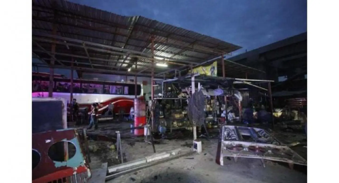 Five injured as aircon compressor explodes at repair shop Five injured as aircon compressor explodes at repair shop