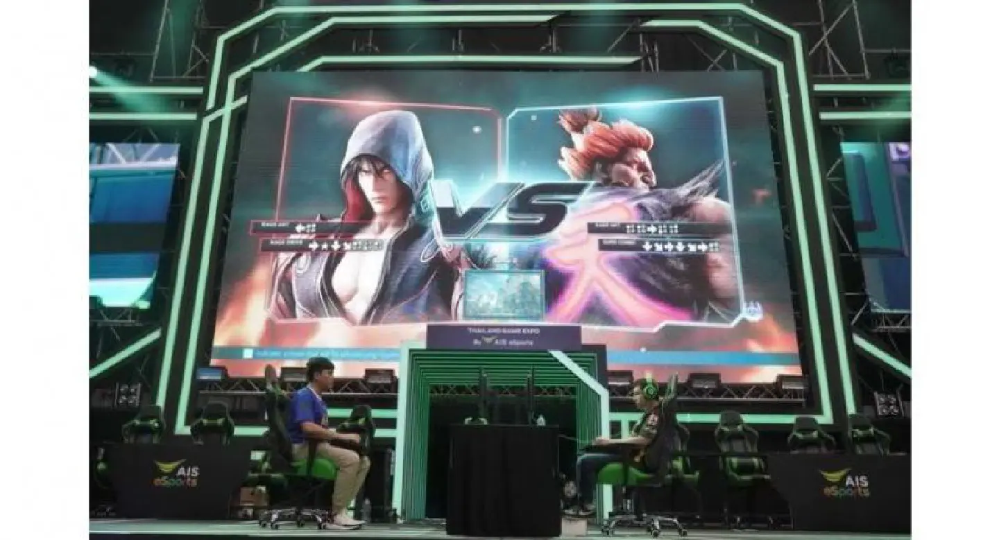 Gamers rev up E-SPORTS scene Gamers rev up E-SPORTS scene