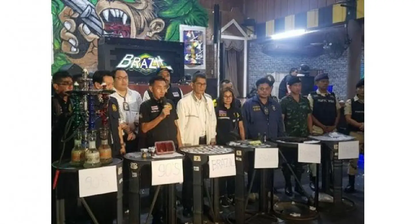 Five senior Pattaya police officers transferred Five senior Pattaya police officers transferred