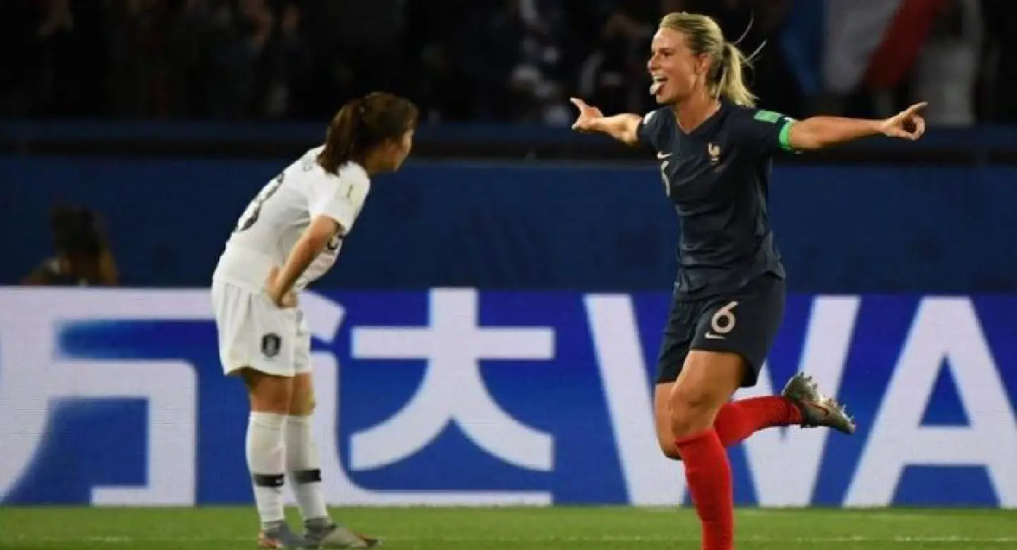 Hosts France enjoy winning start as women's World Cup kicks off Hosts France enjoy winning start as women's World Cup kicks off