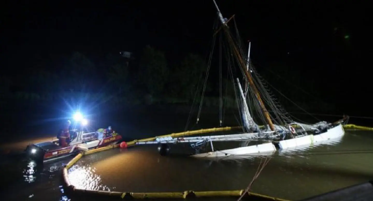 Just-rebuilt historic German sailing ship sinks after collision Just-rebuilt historic German sailing ship sinks after collision