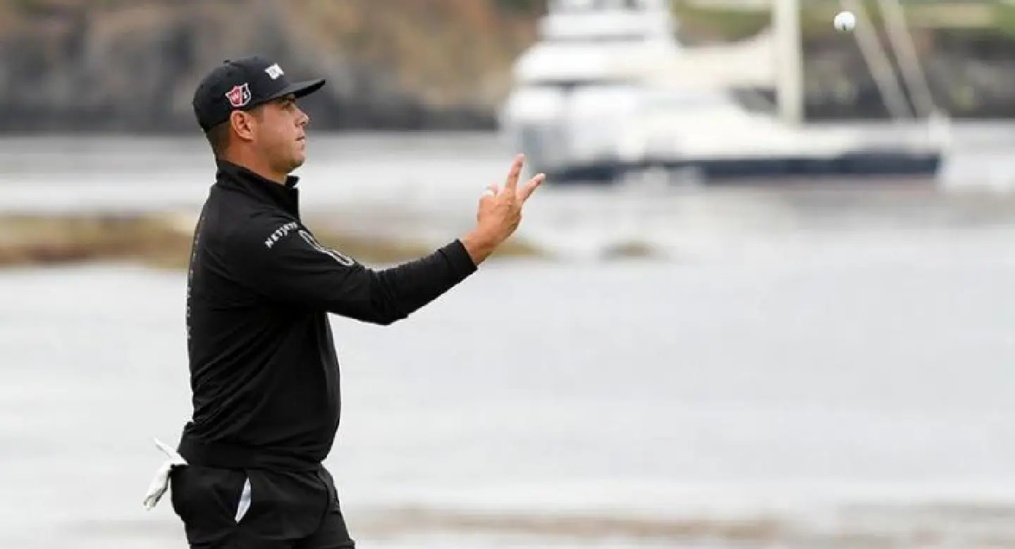 Woodland storms to record-equalling 65 for two-shot US Open lead Woodland storms to record-equalling 65 for two-shot US Open lead