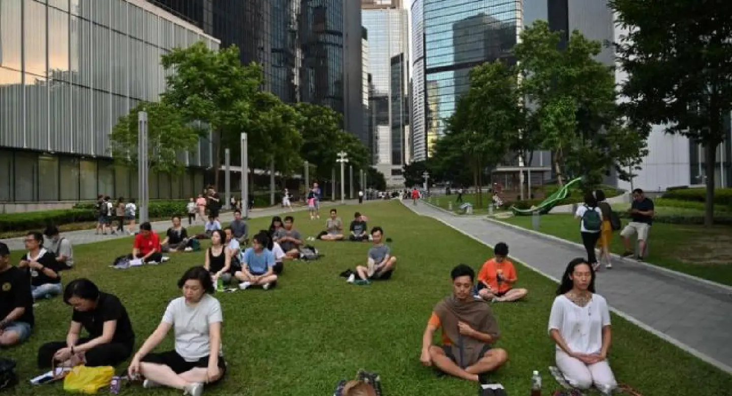 Hong Kong braces for huge rally after leader climbdown Hong Kong braces for huge rally after leader climbdown